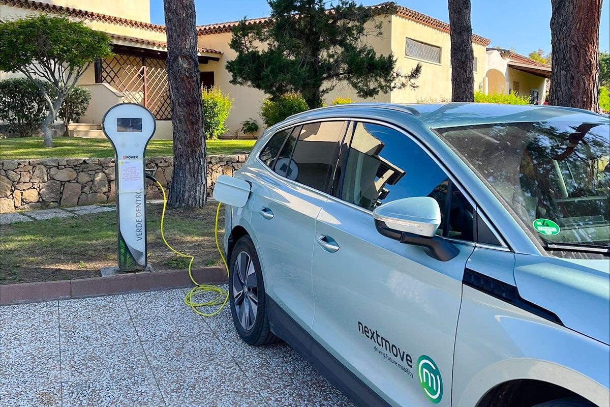 Electric charging column