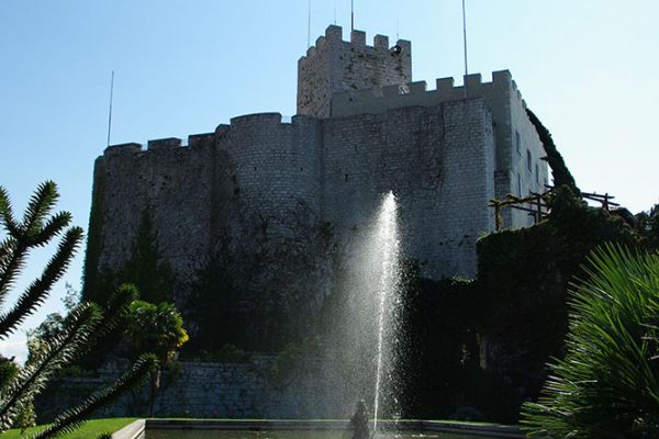 castello-di-duino
