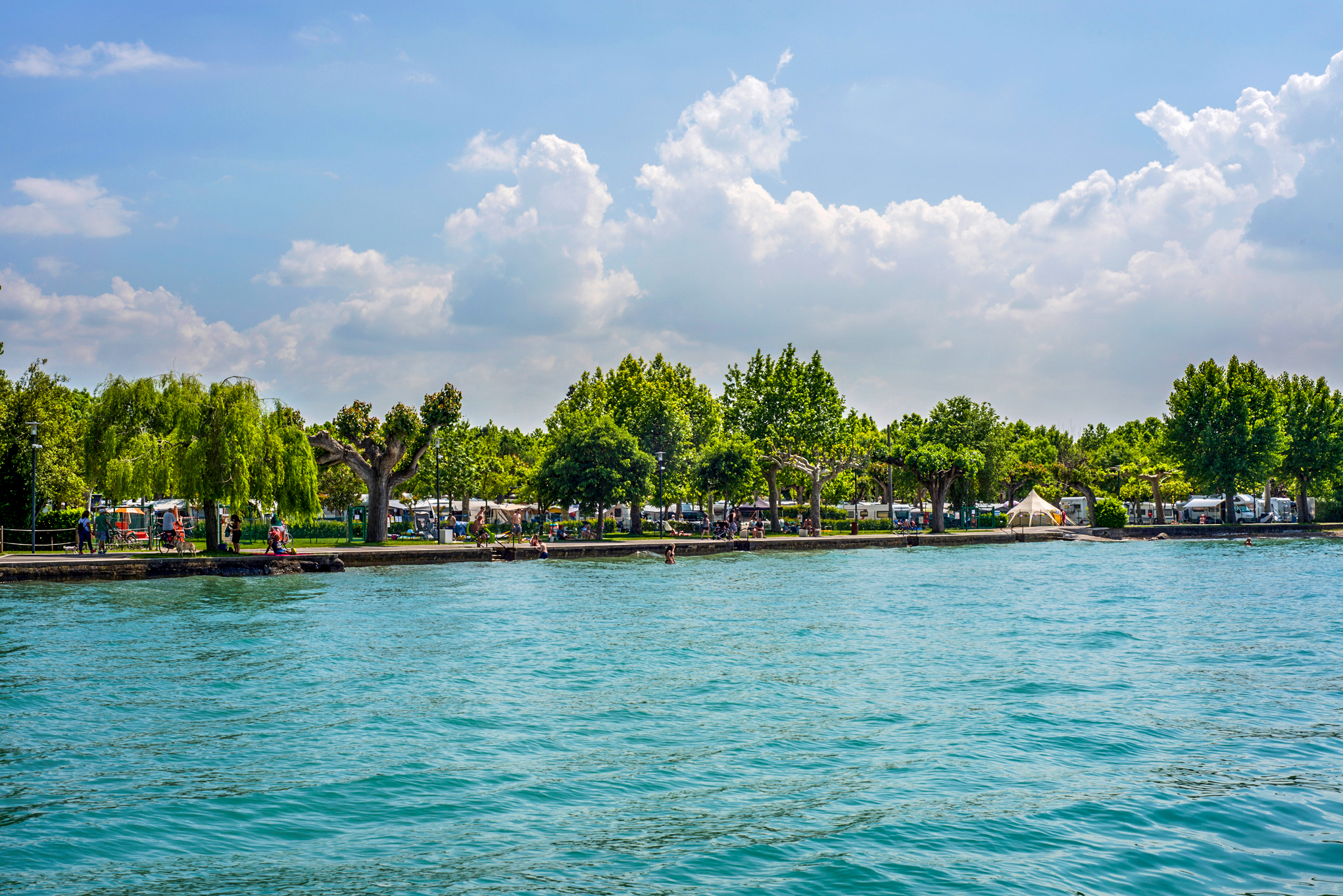 Con Baia Holiday l' estate deve ancora finire 